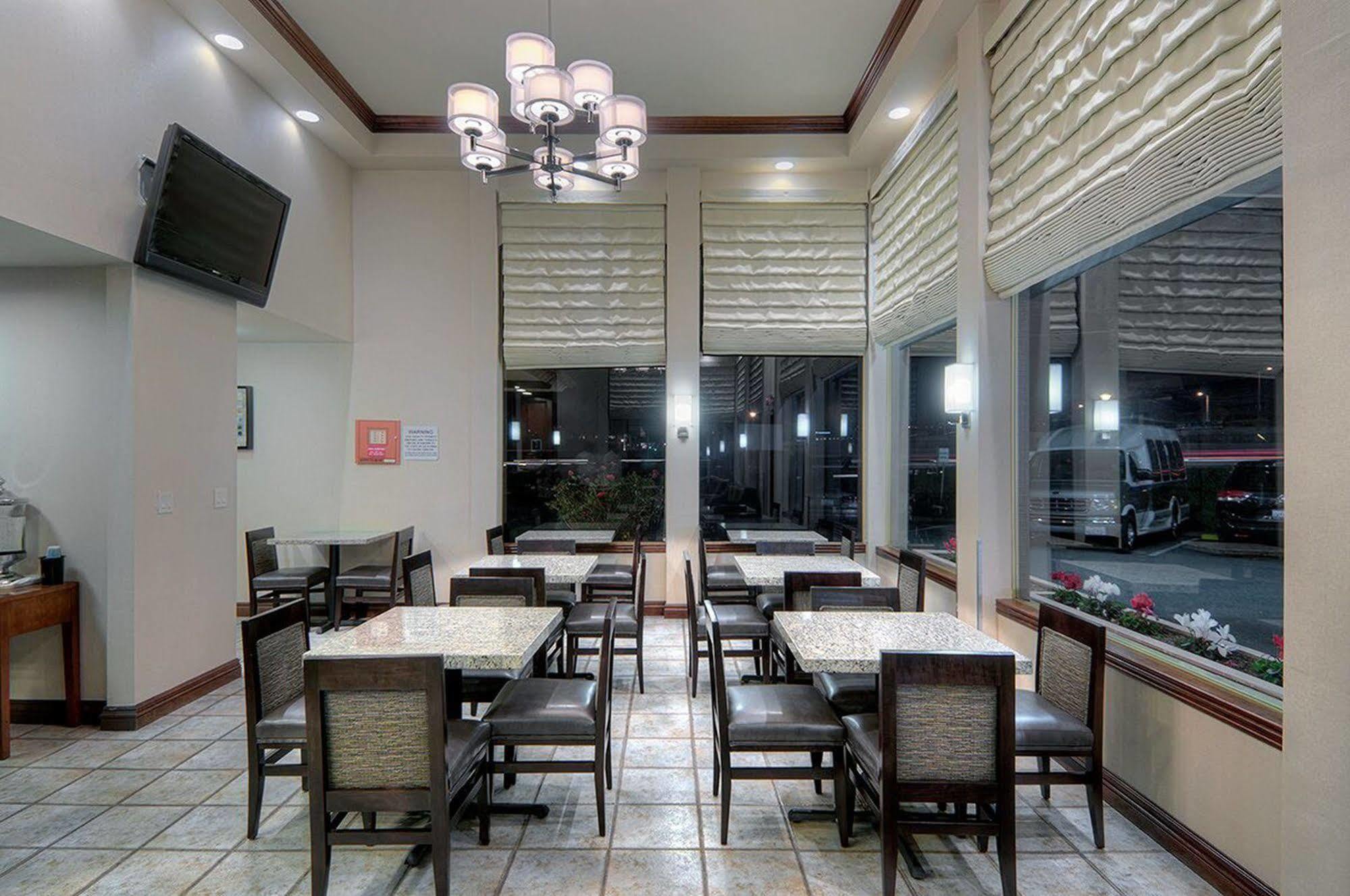 Los Prados Hotel San Mateo Exterior photo